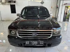 Ford Everest xLt manuaL DieseL 2004