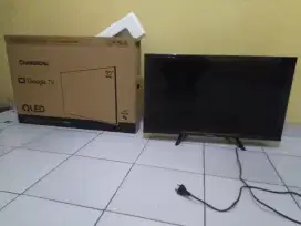 Jual tv 32 inc+ kulkas Polytron 2 pintu