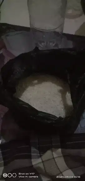 Jual beras kiloan