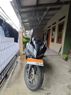 CBR 150 R Hitam Doff Tahun 2019