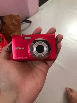 Di jual kamera Nikon Coolpix A100