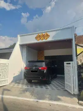 Rumah di Lamper tengah 7 menit ke Simpang Lima