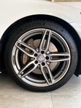 Ban Michelin 245 40 r19 baru pakai 7 bulan ex copotan mercedes E class