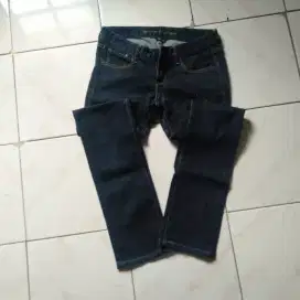 Celana levis original