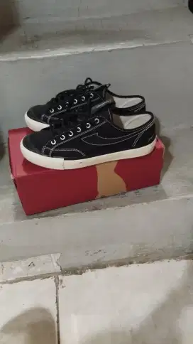 sepatu compass ukr 42