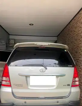 Toyota Kijang Innova 2006 Bensin