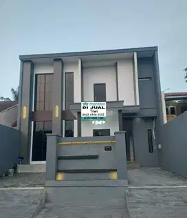 Dijual rumah  mewah 2 lantai citra raya tangeran