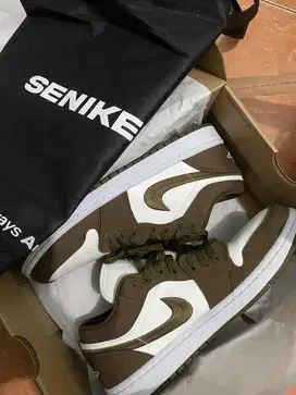Air Jordan 1 Low SE Light Olive size 42.5