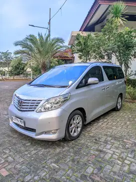 Toyota Alphard 2009 Bensin