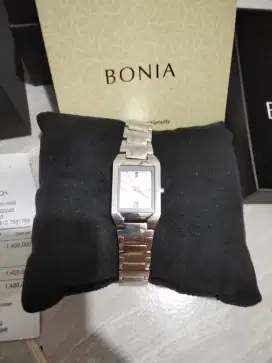Di jual jam tangan wanita merk Bonia ORI tipe BNB 10381