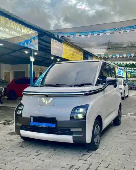KM 22 RB ‼️Wuling Air EV Long range 300 KM Matic 2023 at mobil listrik