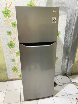 KULKAS 2 PINTU MERK LG