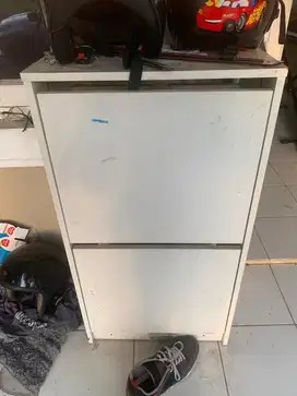 RAK SEPATU IKEA