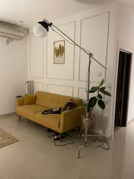 Stand light penggunaan hanya 2x, masih sangat layak kondisinya