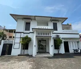 Di sewakan bangunan cocok utk usaha taw kntor