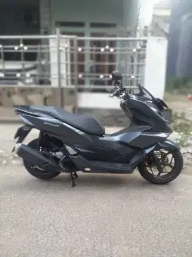 Honda pcx tahun 2022