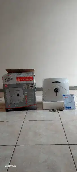 Water heater ariston