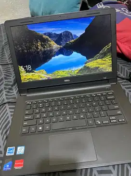 Laptop DELL vostro 14