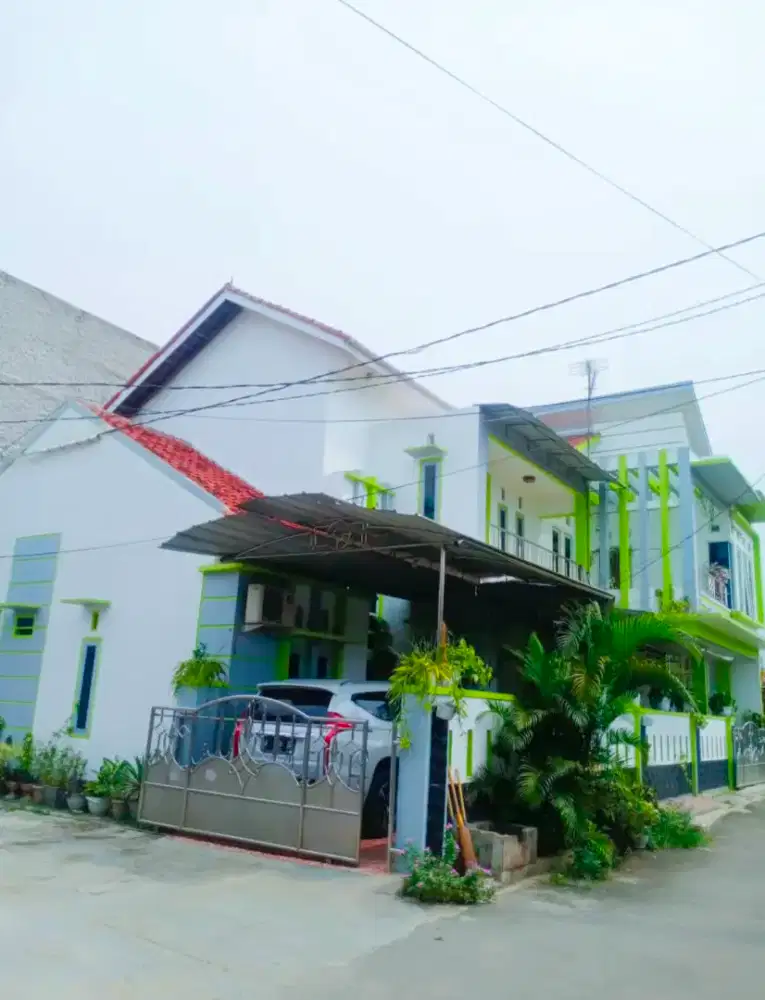Rumah siap huni di lokasi strategis,,termuraahhh...