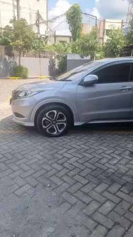 HRV Prestige 1.8 Atas Nama Sendiri