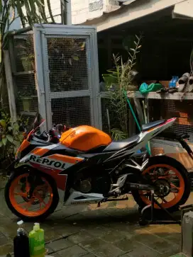 Jual motor CBR thn 2017