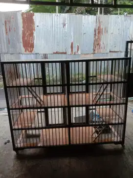 Kandang kucing alumunium kondisi masih 98%