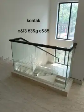 Relling tangga kaca dan balkon kaca tempered 10 mm