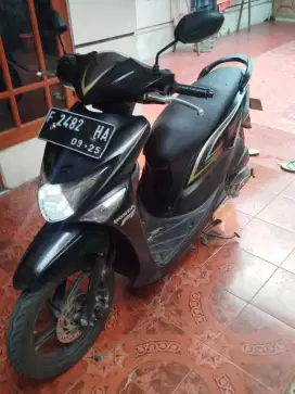 Honda beat pop cbs iss 2015 rp 6,2 jt nego bensin