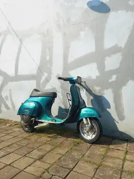 Vespa PTS 100 1979 green
