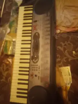 Keybord Casio LK-35