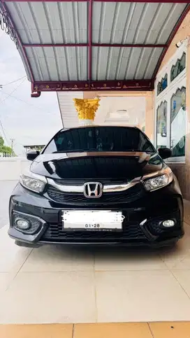 Mobil Brio pekanbaru