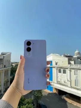 Vivo Y04s 1 Jutaan