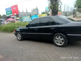 Mercy boxer w124 300e