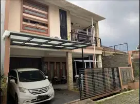 Rumah lengkap bagus terawat jual cepat harga nego
