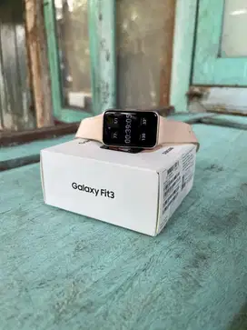 Galaxy Fit 3 // Pink Gold // Bonus Strap // Normal Pemakaian Wanita