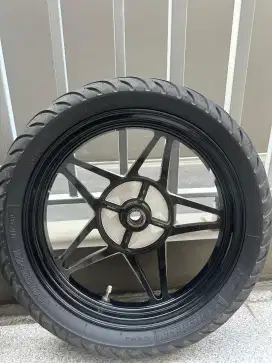 merek pelk VND dn merek ban michelin