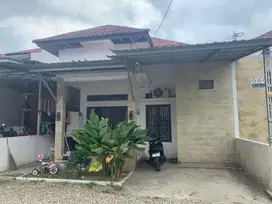 Dikontrakan rumah untuk keluarga