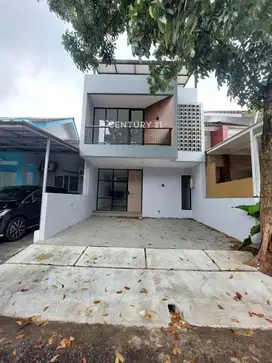 Rumah Baru Full Renov Di Mahagoni Park  8288