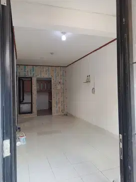 Sewa rumah didalam cluster aman nyaman jalanan luas