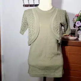 Baju Atasan Bahan Rajut Hijau Cewek