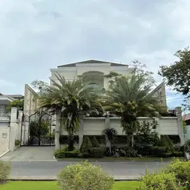 DIJUAL RUMAH MEWAH ARAYA CLASSIC MODERN