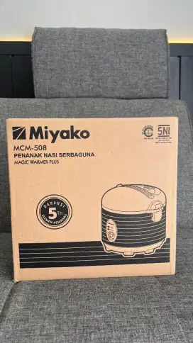 Jual Rice Cooker Miyako MCM-508 - 1.8L Baru