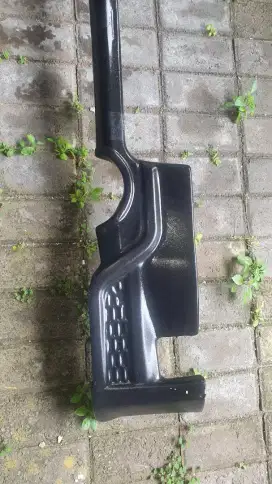 Bodykit spoiler belakang yaris