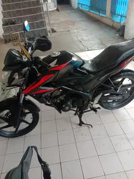 Cb 150R StreetFire old 2014