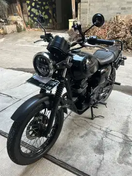 Kawasaki W175 2021 low km
