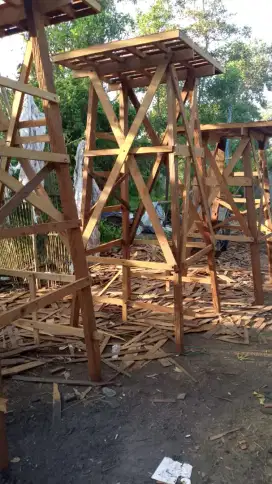 Tiang Tandon menara ulin