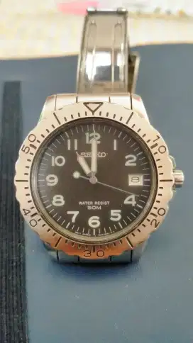 Jam tangan pria Seiko