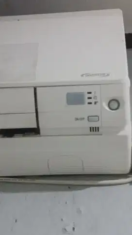 Ac DAIKIN INVENTER 1 PK