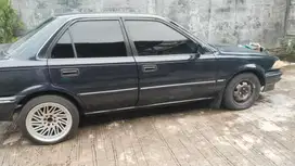 Toyota Corolla 1988 Bensin