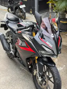 HONDA CBR 150R 2022